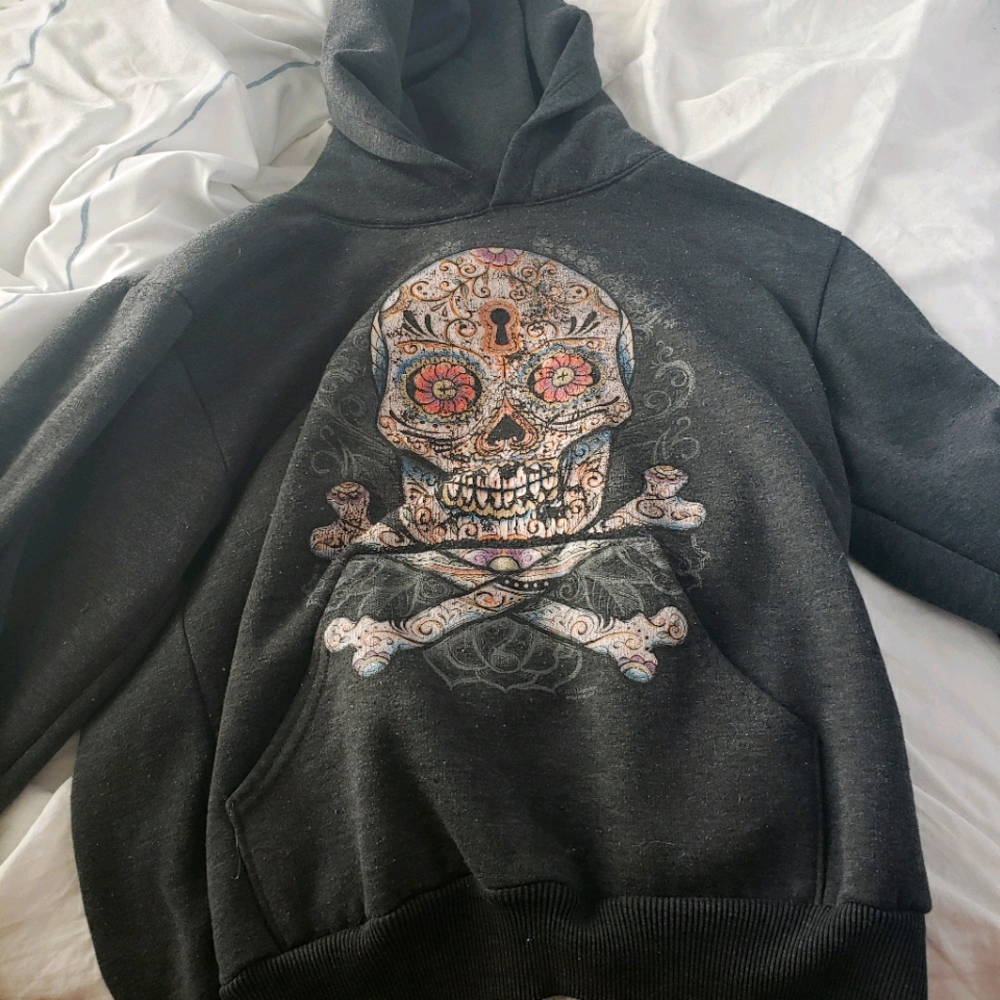 skull hoodie